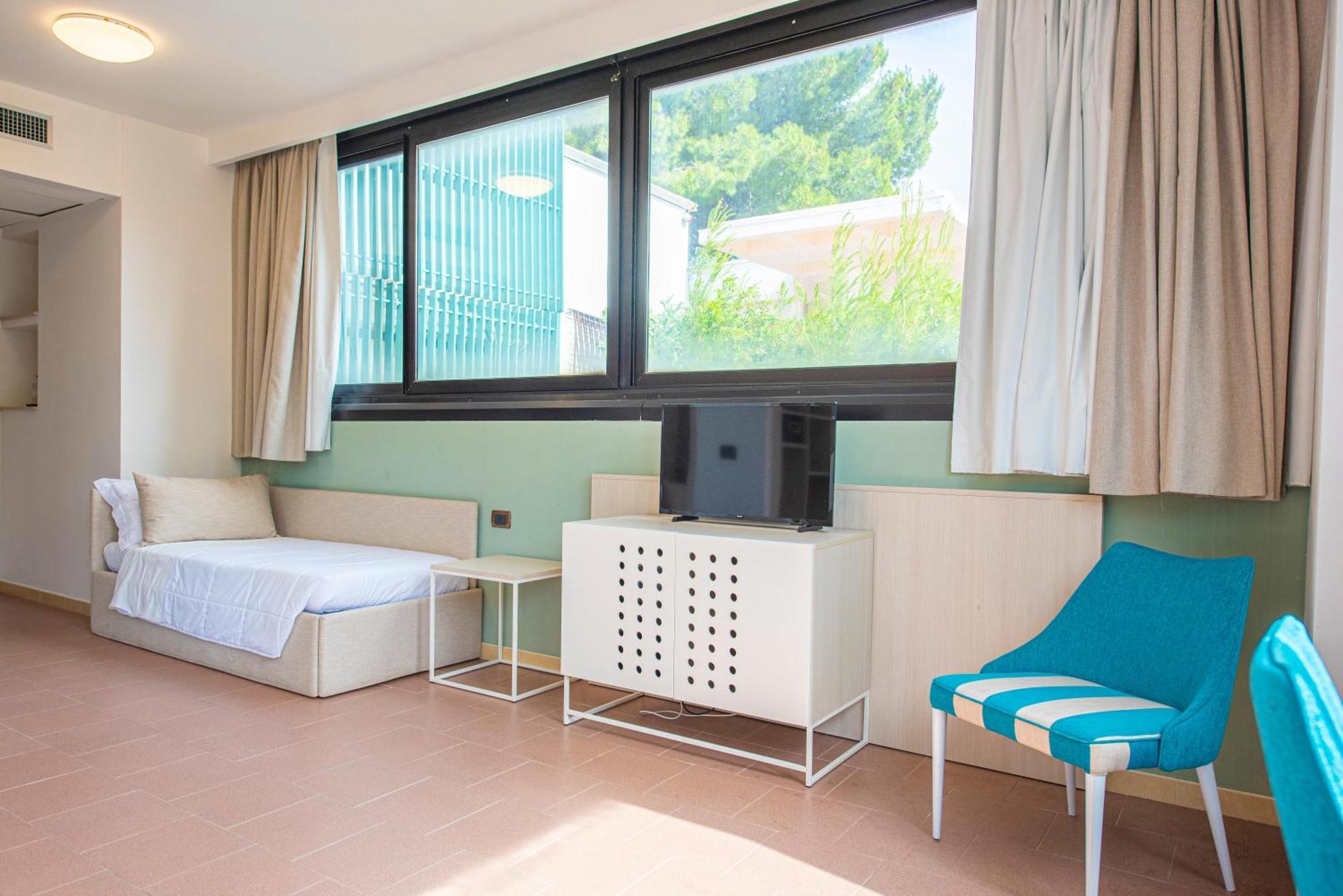 Porto Giardino - Cdshotels Монополи Екстериор снимка