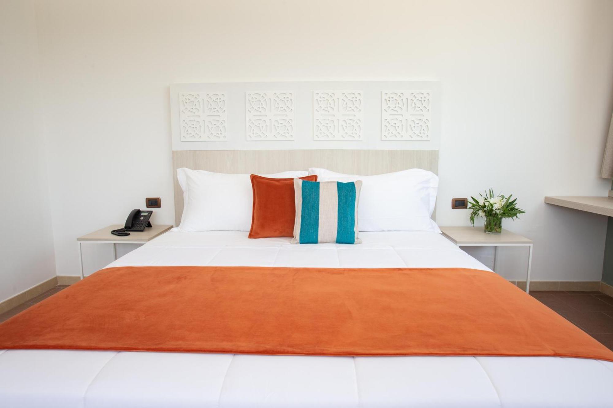 Porto Giardino - Cdshotels Монополи Екстериор снимка